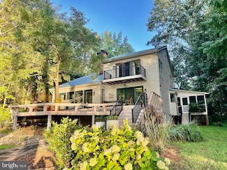 3337 Elk Creek Rd, Mineral, VA 23117