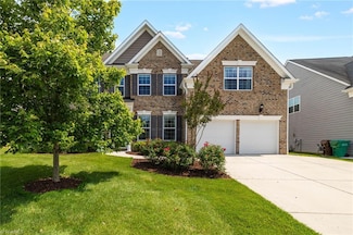 4438 Saddlewood Club Dr, High Point, NC 27265
