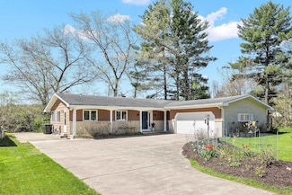 528 Park Ave, Waupaca, WI 54981