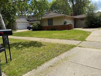 20120 Salisbury St, Saint Clair Shores, MI 48080