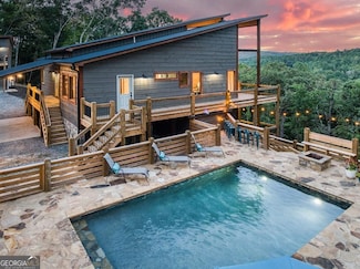 381 Mountain Rivers Ln, Mineral Bluff, GA 30559