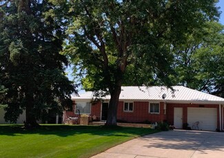 602 Chestnut St, Big Springs, NE 69122