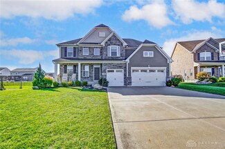 296 Fox Creek Ct, Centerville, OH 45458