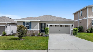 343 Lake Smart Cir, Winter Haven, FL 33881