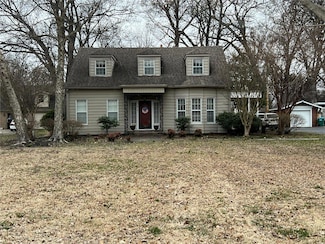 810 Carleton Ave, Caruthersville, MO 63830