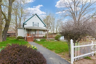 55 West St, Randolph, MA 02368