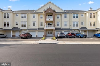 2103 Neville Ct, Somerset, NJ 08873