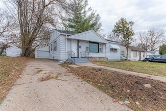 807 Indiana Ave, Rockford, IL 61102