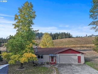 110 2nd St, Husum, WA 98623