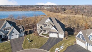 9170 Eagle Ct, Chanhassen, MN 55317