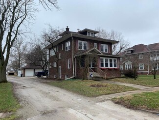 322 Benton Ave E, Albia, IA 52531