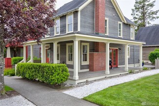 34 Campfire Ln, Pacific Beach, WA 98571