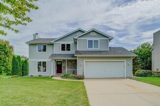 909 Virgin Lake Dr, Stoughton, WI 53589