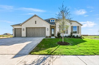 2273 Garnet Dr, Waxahachie, TX 75167