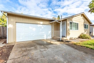 2472 Saturn Skyway, Redding, CA 96002