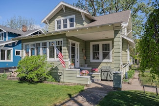 1395 Montgomery Ave, Muskegon, MI 49441