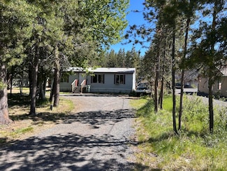 17365 Canvas Back Dr, Bend, OR 97707
