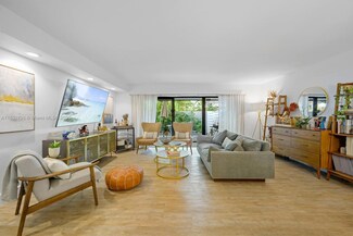 3501 Magellan Cir Unit 635, Miami, FL 33180