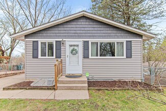 1661 Gurney St, Saint Paul, MN 55117