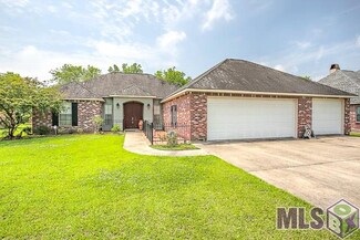 1877 Orleans Quarters Dr, Brusly, LA 70719