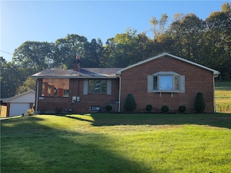 196 Valley Rd, Eighty Four, PA 15330