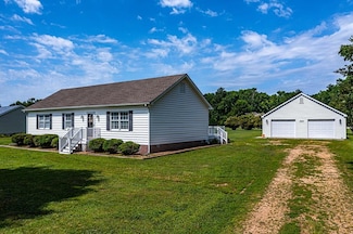 4058 Irvington Rd, Irvington, VA 22480