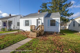 2710 Marion Ave, Lansing, MI 48910