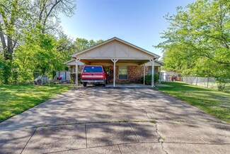 4501 Tree Ln, Fort Worth, TX 76114