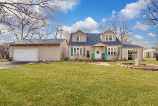 3N358 Mcnair Ave, Addison, IL 60101