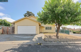 102 Dartmouth Ave, Vallejo, CA 94589