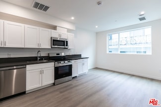 1227 N Berendo St Unit 303, Los Angeles, CA 90029