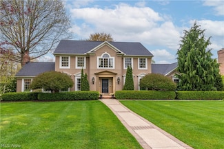 5651 Foxchase Ave NW, Canton, OH 44718