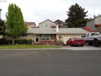 2512 Wright St, the Dalles, OR 97058