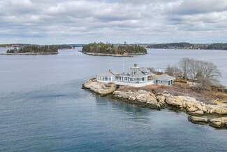 242 Dogfish Head Rd, Southport, ME 04576