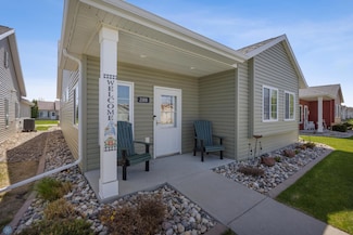 2188 57th Ave S, Fargo, ND 58104