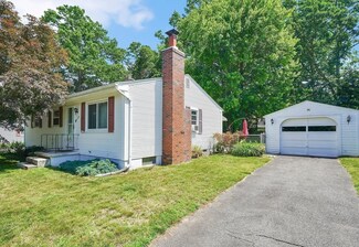 119 Feltham Rd, Springfield, MA 01118