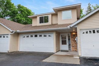 1022 17th Ave SE, Forest Lake, MN 55025