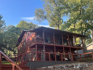 224 Robin Hood Ln, Hardy, AR 72542