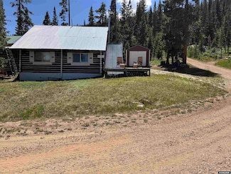16 Elk Bugle Ln, Saratoga, WY 82331