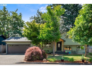 13216 Autumn Ln, Oregon City, OR 97045