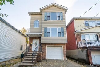 90 Evergreen St Unit 1, Bayonne, NJ 07002