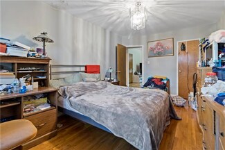 2736 Ford St, Brooklyn, NY 11235