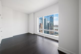 555 10th Ave Unit 20H, New York, NY 10036