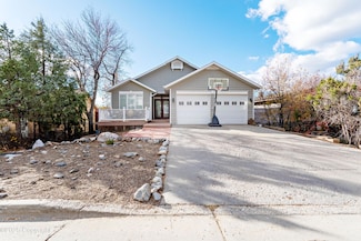 802 Dalbey Ave, Gillette, WY 82716