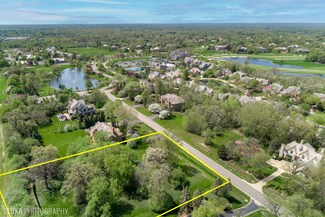 105 N Wynstone Dr, North Barrington, IL 60010