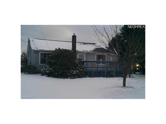 7066 Clearhaven St NE, East Canton, OH 44730