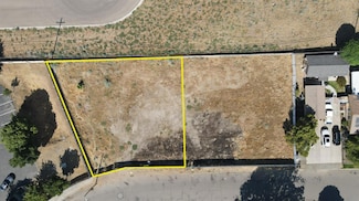 549 N Parkview Dr, Fresno, CA 93728