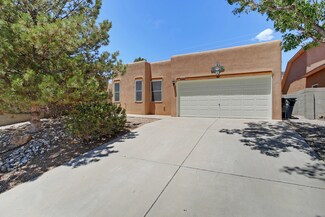 4305 Cliff Base Dr NW, Albuquerque, NM 87120