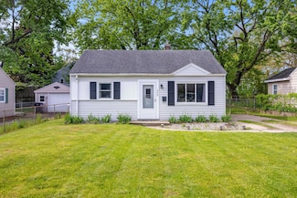 948 33rd St SW, Wyoming, MI 49509