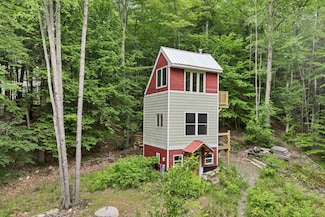 171 Bell Rd, Plymouth, NH 03264